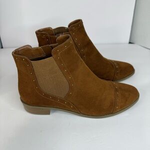 Liz Claiborne Tan Ankle Booties